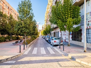 Local en C/ Javea, Alicante 46