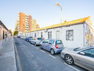 Local en C/ Javea, Alicante 51