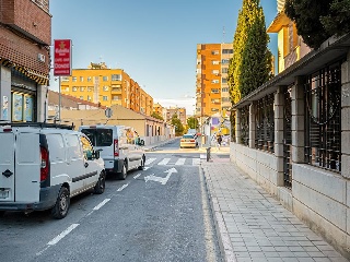 Local en C/ Javea, Alicante 57