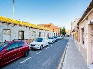Local en C/ Javea, Alicante 58