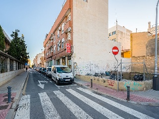 Local en C/ Javea, Alicante 64