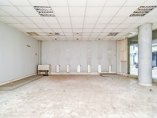 Local comercial en Av Catalunya 9