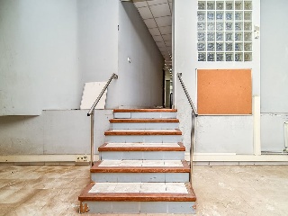 Local comercial en Av Catalunya 24