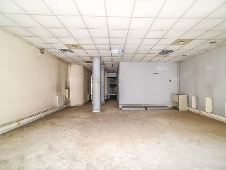 Local comercial en Av Catalunya 28