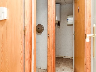Local comercial en Av Catalunya 29