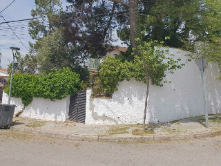 Chalet independiente en C/ Cadí 2