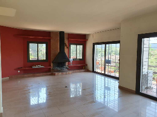 Chalet independiente en C/ Cadí 4