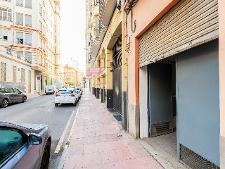 Local en C/ Amadeo I 10
