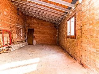 61989-0001 46