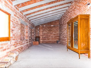 61989-0001 52