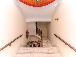 61989-0001 62