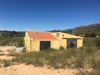 Terreno con edificación en Pt Sinyoles o Carxols, La Sénia 24