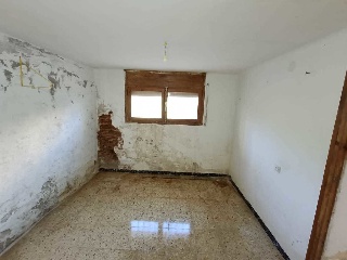 Vivienda en C/ Avellaners - Pobla de Montornès - 36