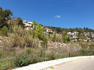 Suelo en Vallirana 23
