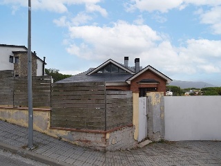 Chalet independiente en Sant Pere de Vilamajo - Barcelona - 46