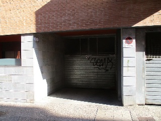 Garaje en venta en Girona de 10  m²