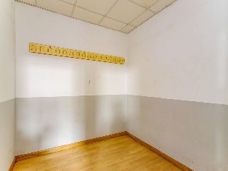 Local en Oviedo 28