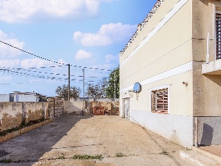 Chalet independiente en Urb. Manous I  4