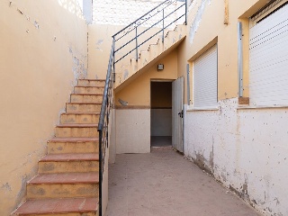 Vivienda en C/ Antonio Serrano  19