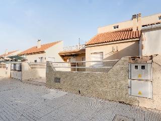 Vivienda en C/ Antonio Serrano  25