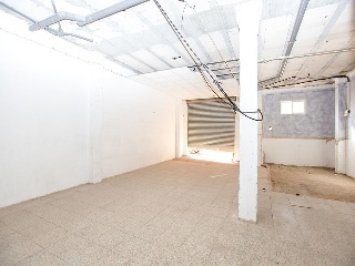 Local en Av Ciudad de Murcia 43