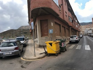 Local en C/ Alcalde Luarca 36