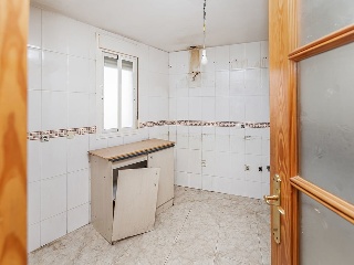 Piso con garaje en la Gangosa 33