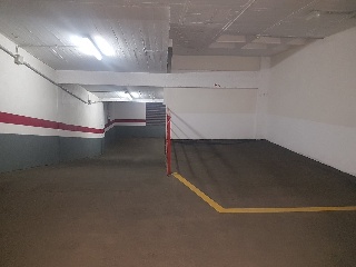 Plazas de Garaje y Trasteros en C/ Sancho Medna 20
