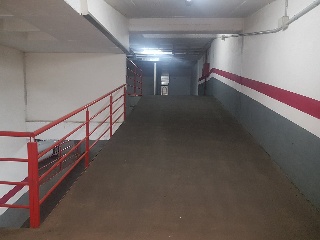Plazas de Garaje y Trasteros en C/ Sancho Medna 21