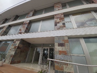 Conjunto de oficinas y plazas de garaje en Av Las Golondrinas 10