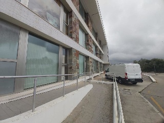 Conjunto de oficinas y plazas de garaje en Av Las Golondrinas 28