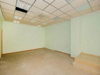 Locales en C/ Menendez Pelayo, Vic 21