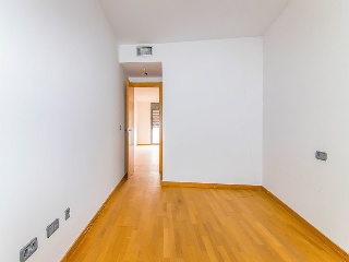 Promoción de viviendas con garajes y trasteros en Bell-lloc d´Urgell 32