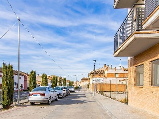 Promoción de viviendas con garajes y trasteros en Bell-lloc d´Urgell 44