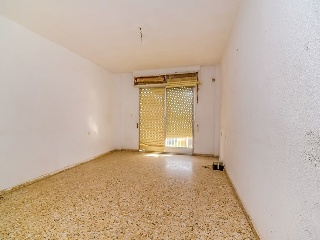 Piso en C/ Saavedra Fajardo 10