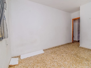 Piso en C/ Saavedra Fajardo 15