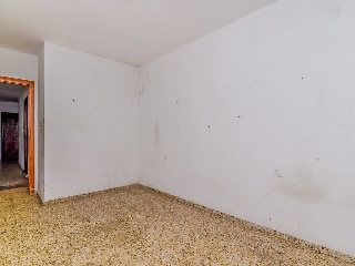 Piso en C/ Saavedra Fajardo 16