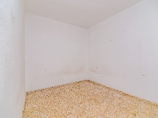 Piso en C/ Saavedra Fajardo 22