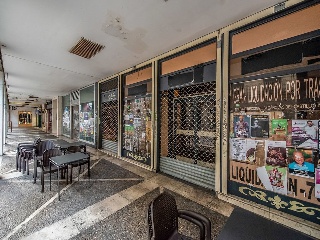 Local en C/ Cánovas del Castillo  33