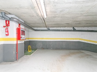 Piso y Garajes en C/ Saragossa, Barcelona 28