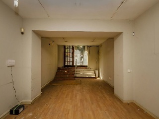 Local en C/ Paris  10