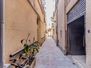Local en C/ Arc del Teatre, Barcelona 26