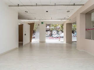 Local en Av Alvaro López Nuñez, León 54