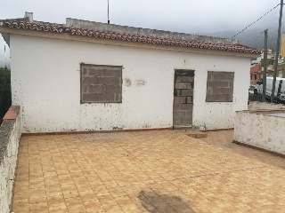 Casa en C/ Puldon-Natero 3
