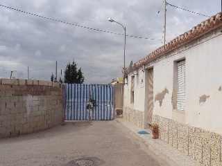 Chalet independiente en C/ Hernández de Córdoba 8