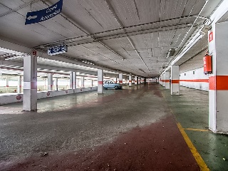 Garaje en Av Enrique Salgado Torres 41