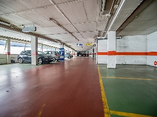 Garaje en Av Enrique Salgado Torres 43