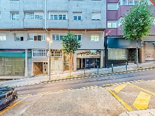 Local en C/ San Pedro de Menzonzo, Santiago de Compostela (Coruña (A))  43