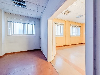 Local en C/ San Pedro de Menzonzo, Santiago de Compostela (Coruña (A))  56