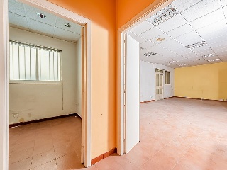 Local en C/ San Pedro de Menzonzo, Santiago de Compostela (Coruña (A))  62